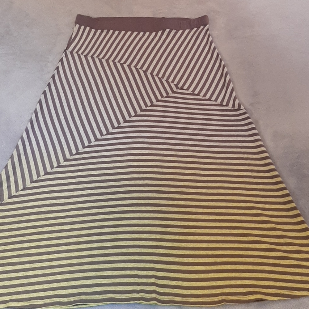NWT Calvin Klein Performance Full Length Skirt